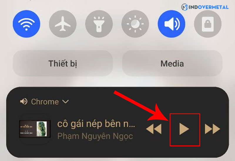 ung-dung-vua-nghe-nhac-youtube-vua-choi-game-6