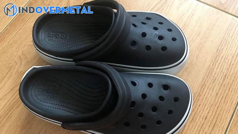 cach-lam-gian-dep-crocs-bi-teo-don-gian-tai-nha-2-mindovermetal