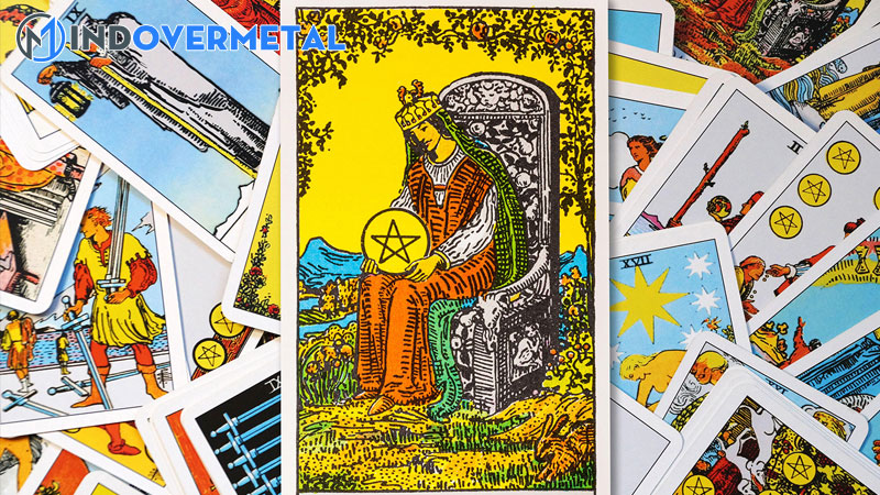 la-bai-queen-trong-tarot-co-y-nghia-gi-2-mindovermetal
