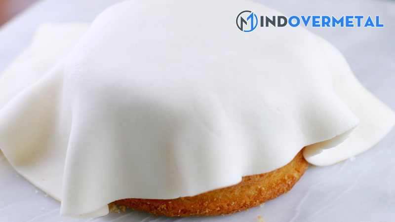 su-khac-biet-giua-gumpaste-va-fondant-1