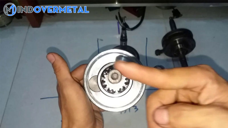 top-16-den-13-tay-3-la-sao-moi-nhat-2023-1-mindovermetal