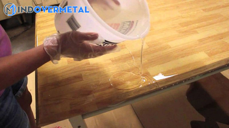 cach-do-keo-epoxy-resin-chinh-xac-nhanh-kho-keo-mindovermetal