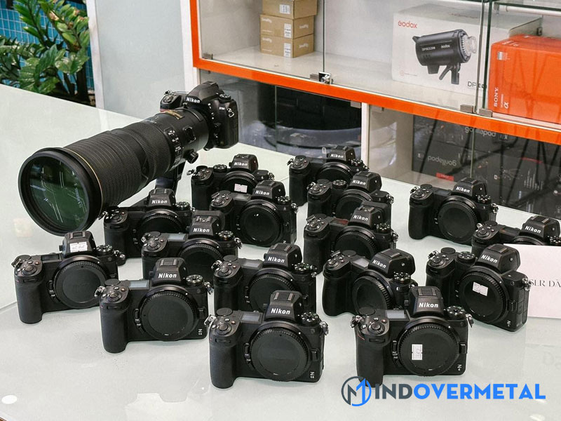 kham-pha-cac-dong-may-anh-canon-nikon-sony-tai-cong-ty-dslr-da-nang-4-mindovermetal